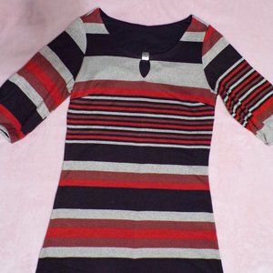 BLACK, GREY, BROWN, AND BURNT ORANGE TUNIC XL